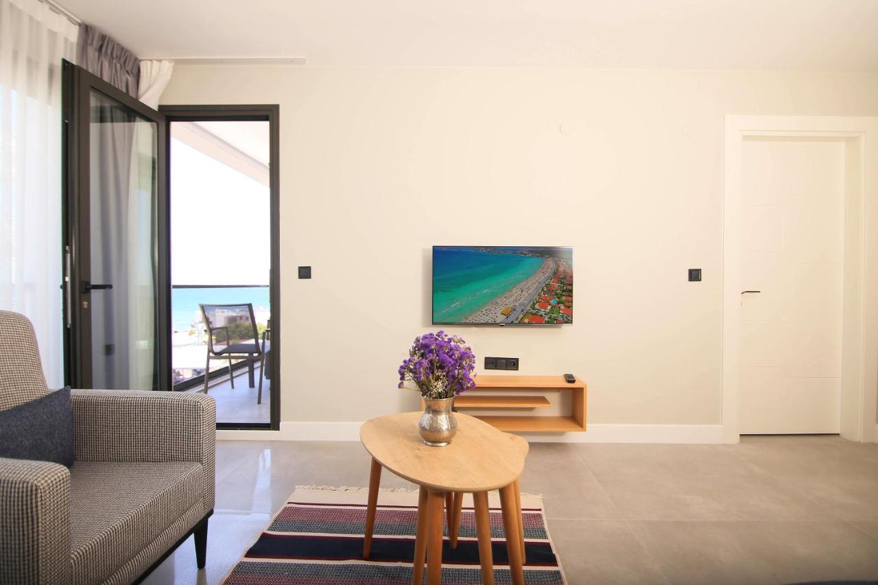 Çeşme Krem Marin Otel מראה חיצוני תמונה