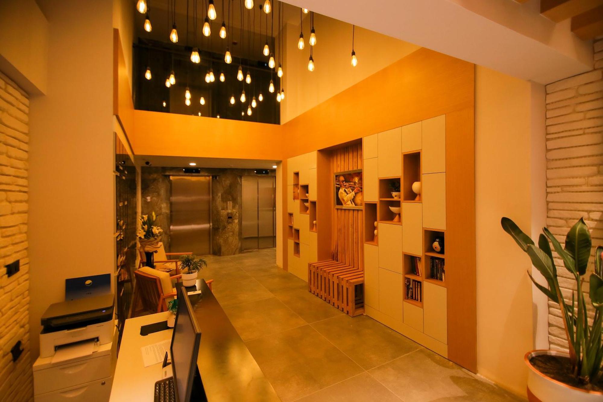 Çeşme Krem Marin Otel מראה חיצוני תמונה